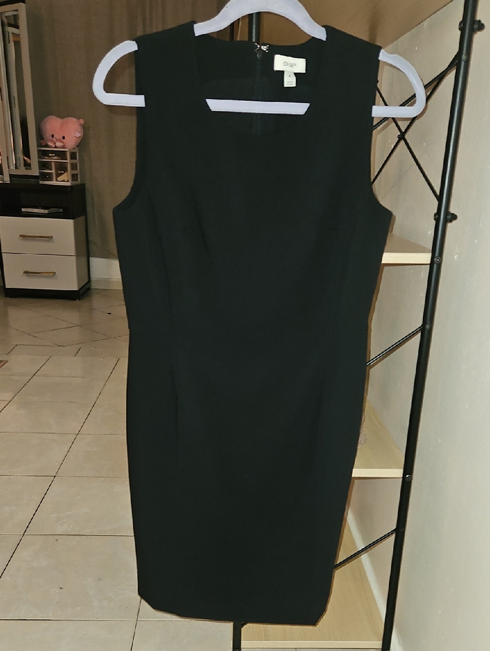 Chaps Black Sleeveless Midi Sheath Dress